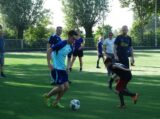 Laatste training S.K.N.W.K. JO11-1JM van seizoen 2022-2023 (partijtje tegen de ouders) (179/221)